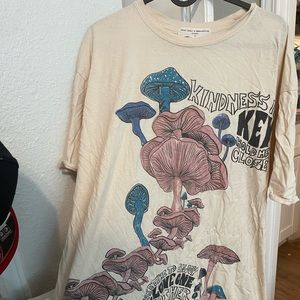 UBRAN OUTFITTERS SHIRT